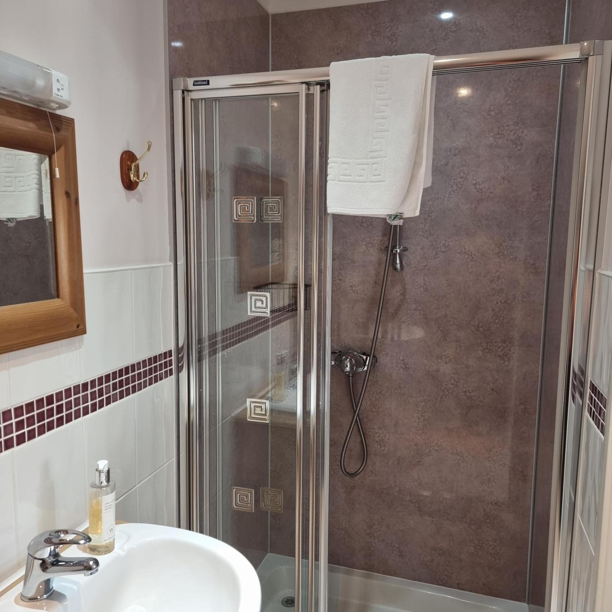 Loch View, Lairg Hotell Rum bild