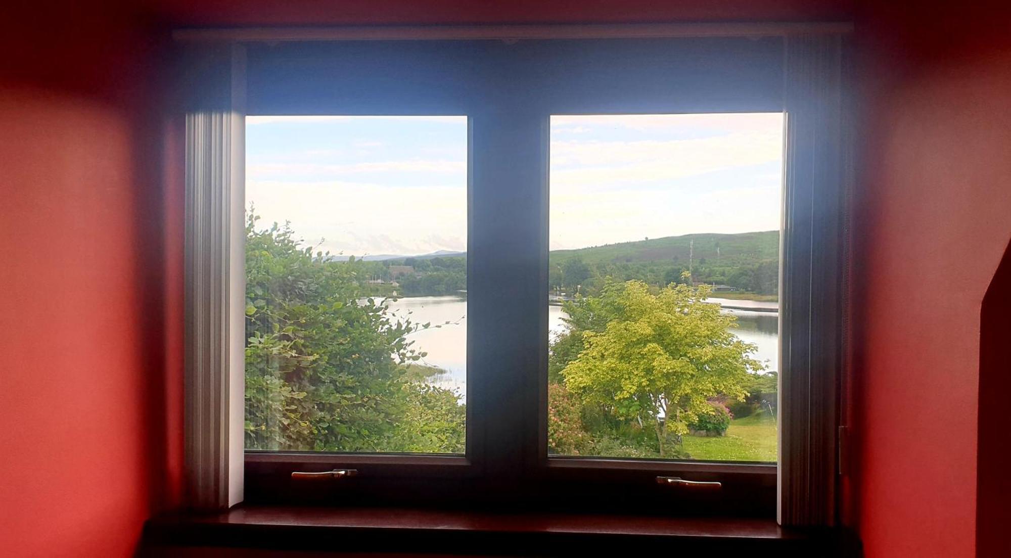 Loch View, Lairg Hotell Rum bild